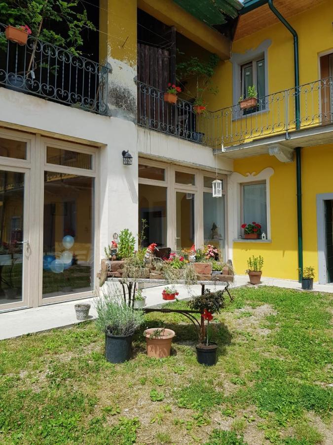 مبيت وإفطار Samarate Cascina Anita المظهر الخارجي الصورة